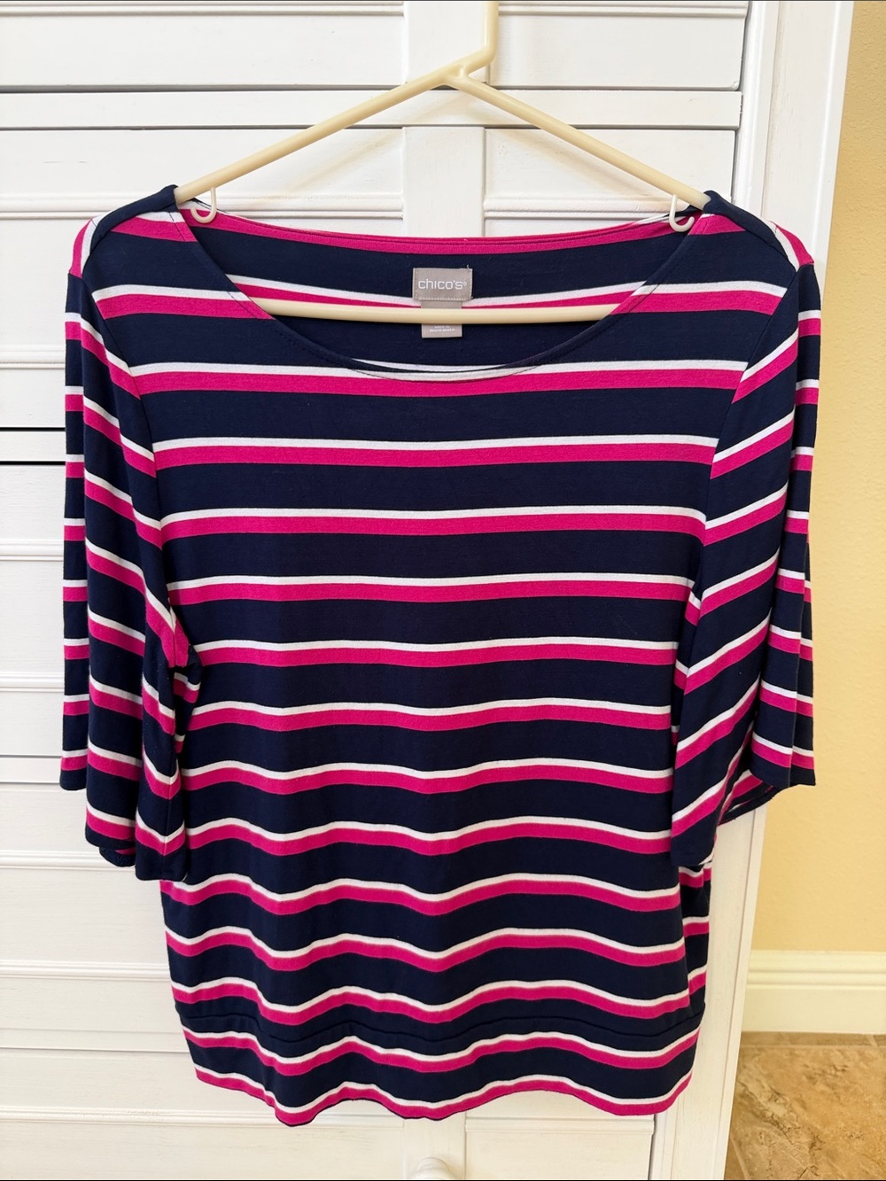 Chicos Short Bell Elbow Length Sleeves Top 1 
Striped M Pullover Stretch Soft